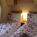 27 The Beeches, Gilcrux, Nr Cockermouth, Cumbria Camping *